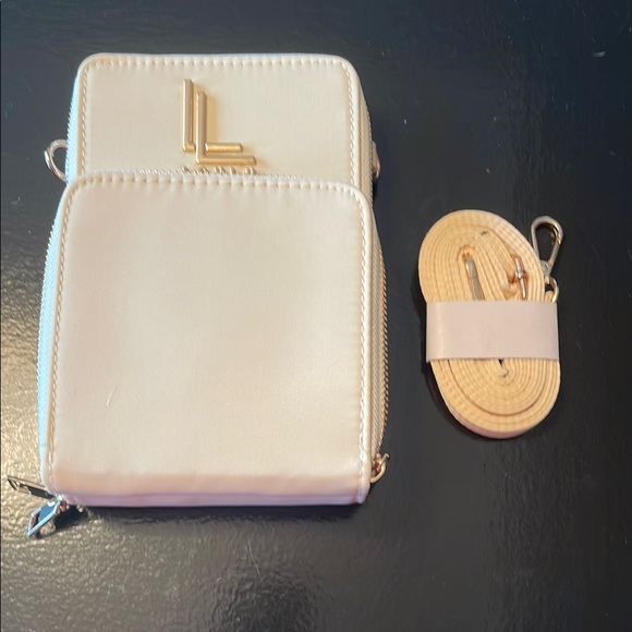 Ulu Cream Crossbody Bag with Gold Accents - Picture 1 of 9
